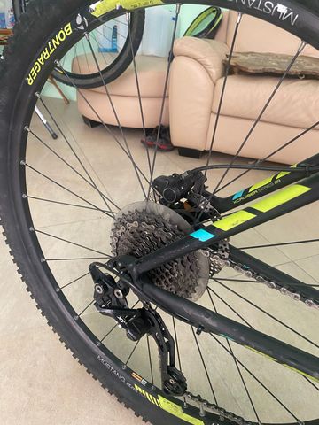 Used Trek X-Caliber 9 2017 2017 Mountainbike, Black, 27.5, 29 — image 4 of 8