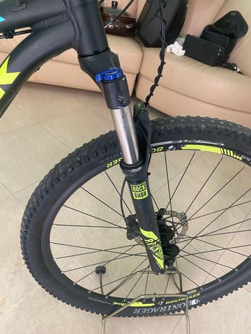 Used Trek X-Caliber 9 2017 2017 Mountainbike, Black, 27.5, 29 — image 5 of 8