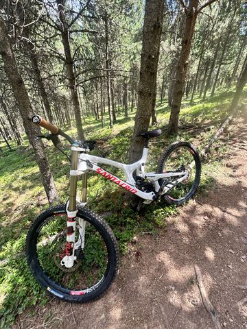 Used Santa Cruz V10 Other SRAM - Mountainbike 2015 Mountainbike, White — image 2 of 6