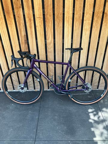 Gebrauchtes Kinesis G2 Bike 2026 2026 Road & Gravel, Violett — Bild 3 von 6