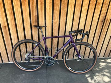 Gebrauchtes Kinesis G2 Bike 2026 2026 Road & Gravel, Violett — Bild 1 von 6