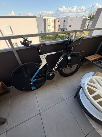 Used Factor SLiCK Shimano Dura Ace Di2 2023 Road & Gravel