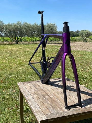 Lapierre Xelius SL 8.0 2024 Frameset 2024 Road & Gravel de segunda mano, Morado — imagen 1 de 3