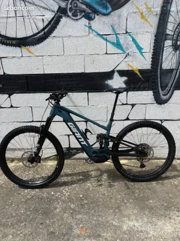 Used Giant Stance E+0 2027 Mountainbike, Blue — image 3 of 3