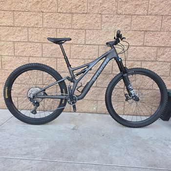Used Specialized Stumpjumper Comp 2022 2022 Mountainbike, Black, 29 — image 68 of 72