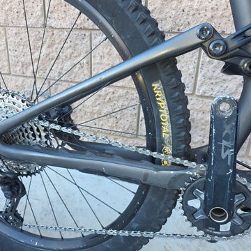 Used Specialized Stumpjumper Comp 2022 2022 Mountainbike, Black, 29 — image 61 of 72
