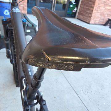 Used Specialized Stumpjumper Comp 2022 2022 Mountainbike, Black, 29 — image 31 of 72