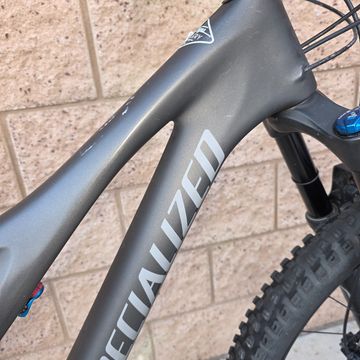 Used Specialized Stumpjumper Comp 2022 2022 Mountainbike, Black, 29 — image 72 of 72