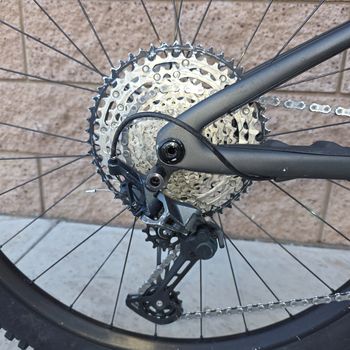 Used Specialized Stumpjumper Comp 2022 2022 Mountainbike, Black, 29 — image 60 of 72