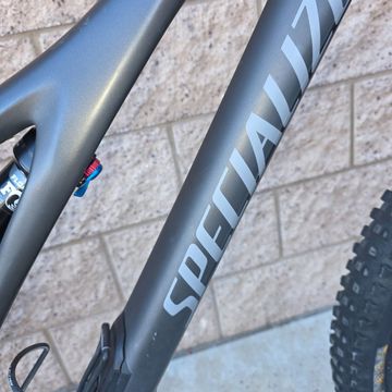 Used Specialized Stumpjumper Comp 2022 2022 Mountainbike, Black, 29 — image 53 of 72