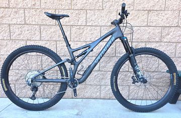 Used Specialized Stumpjumper Comp 2022 2022 Mountainbike, Black, 29 — image 27 of 72