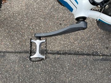 Used CUBE Access Shimano Alivio 2016 Mountainbike, White, 26 — image 9 of 13