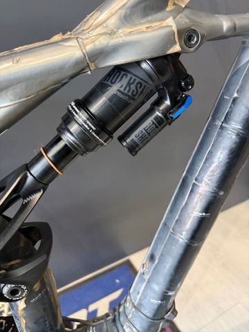 Gebrauchtes Specialized Enduro Comp 29/6Fattie 2018 2018 Mountainbike, Schwarz, 29 — Bild 4 von 7