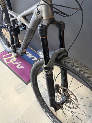 Gebrauchtes Specialized Enduro Comp 29/6Fattie 2018 2018 Mountainbike, Schwarz, 29 — Bild 6 von 7