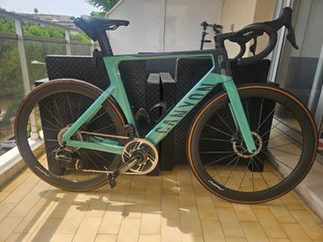 Used Canyon Aeroad SRAM Rival eTap AXS 2023 Road & Gravel