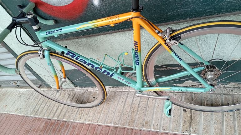 Used Bianchi Custom Campagnolo Mirage 1999 Road & Gravel, Green — image 6 of 6