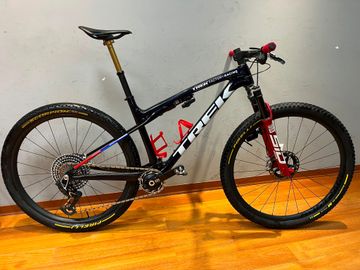 Brugt Trek Supercaliber SLR 9.9 XX Flight Attendant Gen 2 2026 2026 MTB