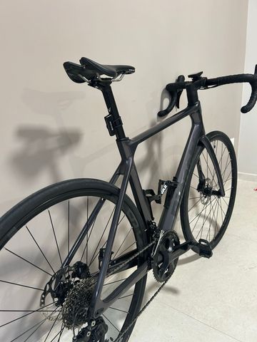 Bianchi Infinito 105 2024 2024 Road & Gravel usato, Nero — immagine 2 di 6