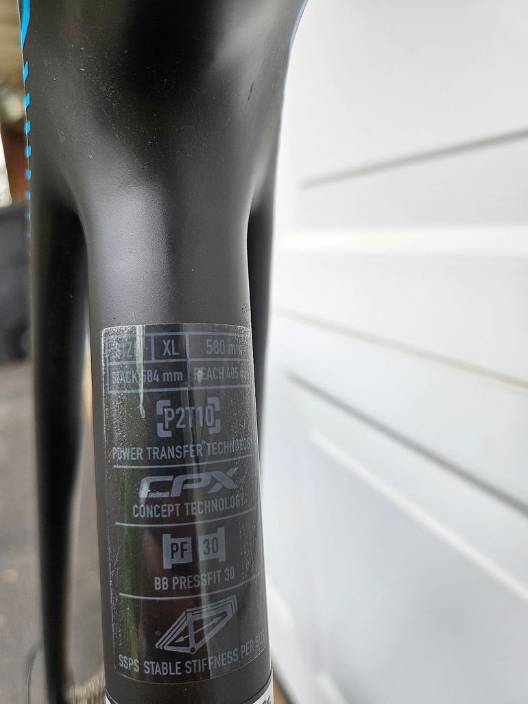 Used Focus Izalco Shimano Dura Ace 2016 Road & Gravel, Black — image 6 of 7