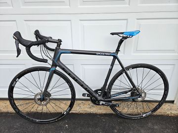 Used Focus Izalco Shimano Dura Ace 2016 Road & Gravel, Black — image 2 of 7