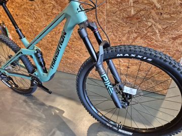 Brugt Transition Smuggler Carbon Deore 2025 2025 Mountainbike — billede 4 af 6
