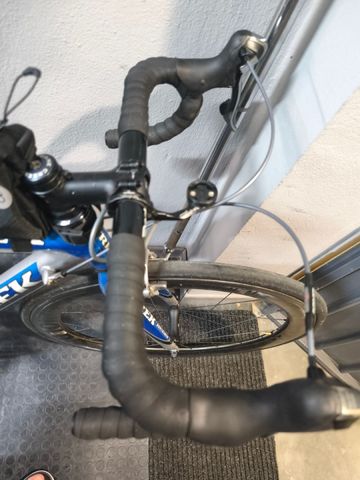 Używany Trek Madone SL 5.9 CD 2006 2006 Road & Gravel — zdjęcie 9 z 9