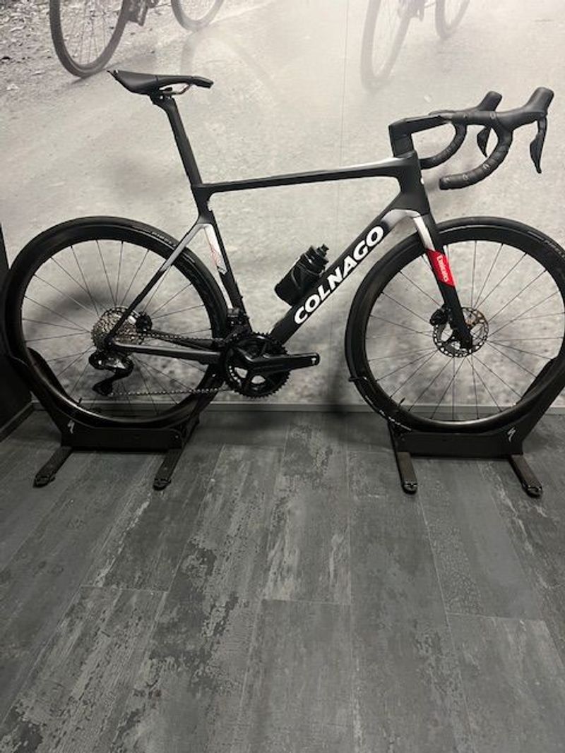 Käytetty Colnago V4RS V4RS Frameset 2025 Road & Gravel