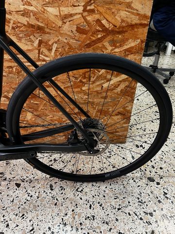 Gebrauchtes Canyon Endurace CF 7 eTap 2022 2022 Road & Gravel, Schwarz — Bild 8 von 15