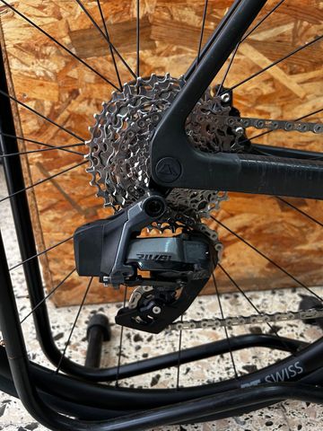 Gebrauchtes Canyon Endurace CF 7 eTap 2022 2022 Road & Gravel, Schwarz — Bild 2 von 15