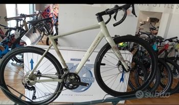 Bottecchia 47 BR GRAVEL MONSTER Shimano GRX 400 2026 Route & Gravel d'occasion