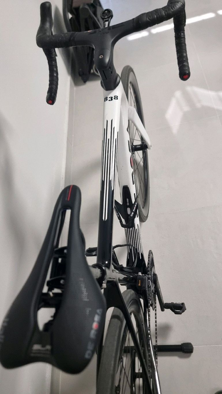 Used De rosa 883 Custom Shimano 105 Di2 2025 Road & Gravel, White — image 15 of 22
