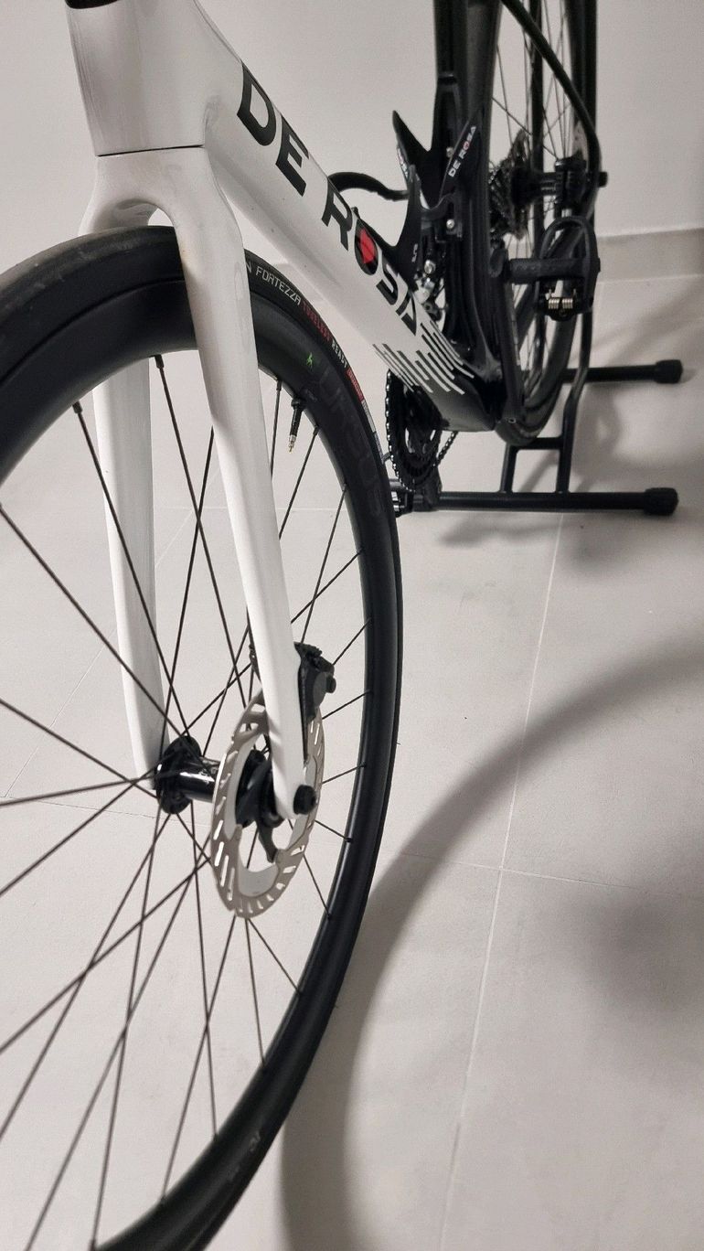 Used De rosa 883 Custom Shimano 105 Di2 2025 Road & Gravel, White — image 8 of 22