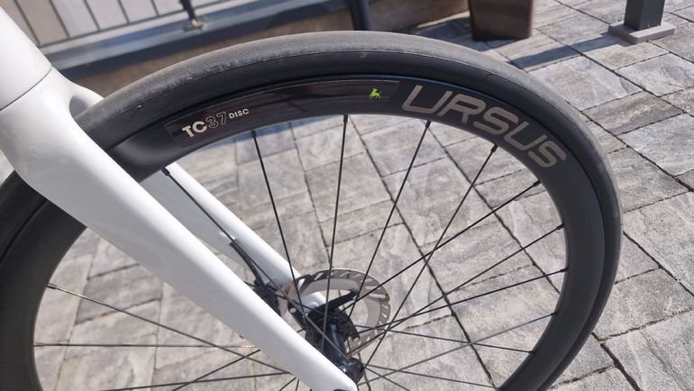 Used De rosa 883 Custom Shimano 105 Di2 2025 Road & Gravel, White — image 6 of 7