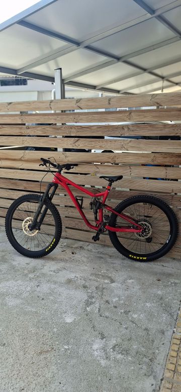 Gebrauchtes Merida ONE-SIXTY 400 2020 2020 Mountainbike, Rot, 27.5 — Bild 2 von 5