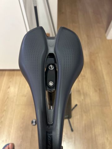 Gebrauchtes Giant Defy Advanced SL 1 2013 2013 Road & Gravel, Schwarz — Bild 5 von 5