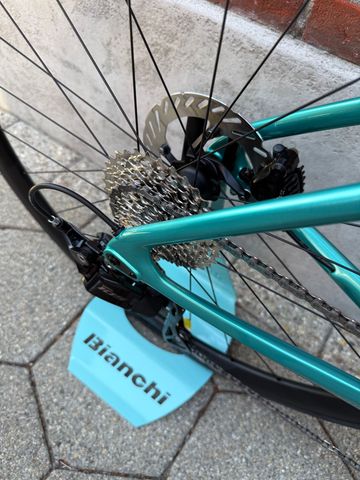 Gebrauchtes Bianchi Sprint Shimano 105 2026 Road & Gravel, Grün — Bild 11 von 16