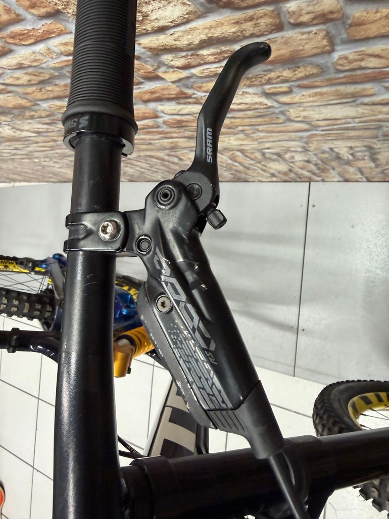 Used Trek Session 8 2023 2023 Mountainbike, Blue — image 10 of 10