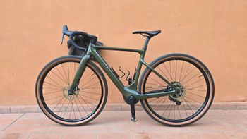 Scott Solace SRAM Rival 2023 Road & Gravel usato, Verde — immagine 2 di 15