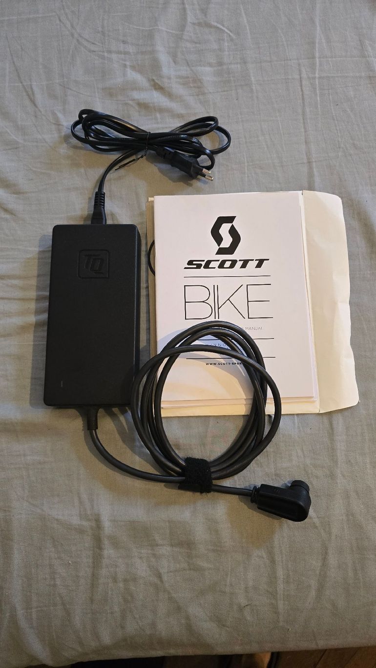Scott Solace SRAM Rival 2023 Road & Gravel usato, Verde — immagine 5 di 15