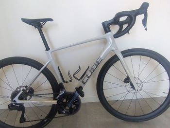 Brugt CUBE ATTAIN C:62, SLX 2025 2025 Road & Gravel — billede 2 af 5