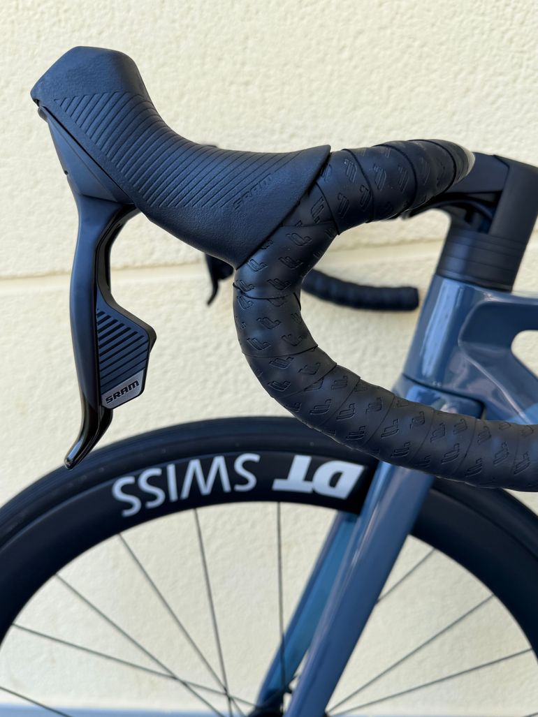Brugt Focus IZALCO MAX 9.7 2024 2024 Road & Gravel — billede 7 af 15