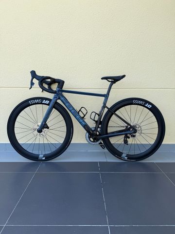 Brugt Focus IZALCO MAX 9.7 2024 2024 Road & Gravel — billede 1 af 15