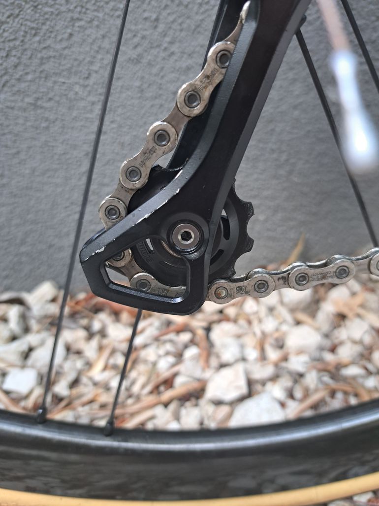 BMC Roadmachine 02 TWO 2018 2018 Road & Gravel d'occasion — image 14 sur 31