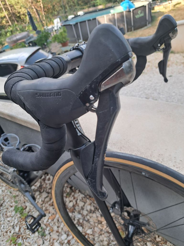 BMC Roadmachine 02 TWO 2018 2018 Road & Gravel d'occasion — image 17 sur 31