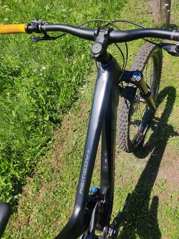 Brugt Trek Remedy 8 2019 2019 Mountainbike — billede 7 af 8