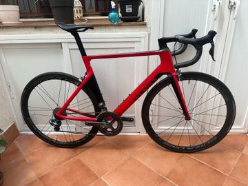Tweedehands Canyon Aeroad CF SLX 8.0 2018 2018 Road & Gravel — afbeelding 1 van 11