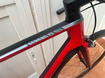 Tweedehands Canyon Aeroad CF SLX 8.0 2018 2018 Road & Gravel — afbeelding 6 van 11