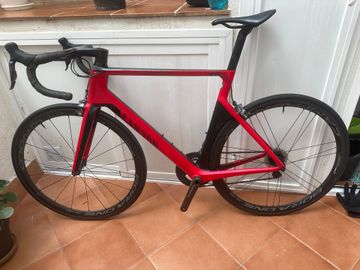 Tweedehands Canyon Aeroad CF SLX 8.0 2018 2018 Road & Gravel — afbeelding 2 van 11