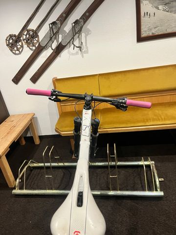 Używany Olympia Custom Shimano Deore XT 2020 Mountainbike — zdjęcie 4 z 9