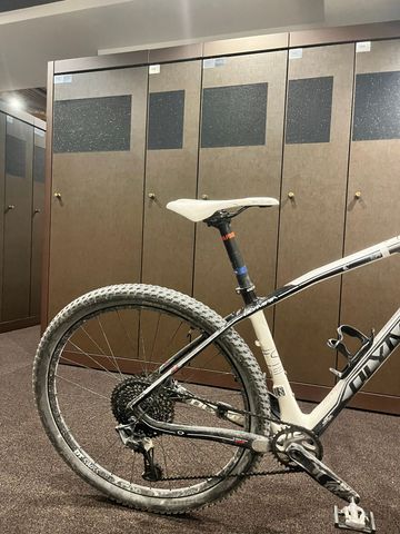 Używany Olympia Custom Shimano Deore XT 2020 Mountainbike — zdjęcie 8 z 9